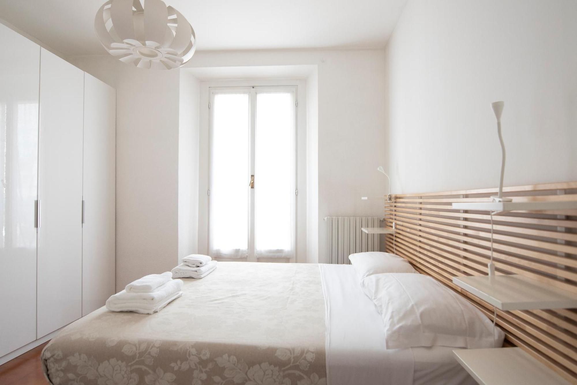 Bright Two-room Corso Genova Area Milano